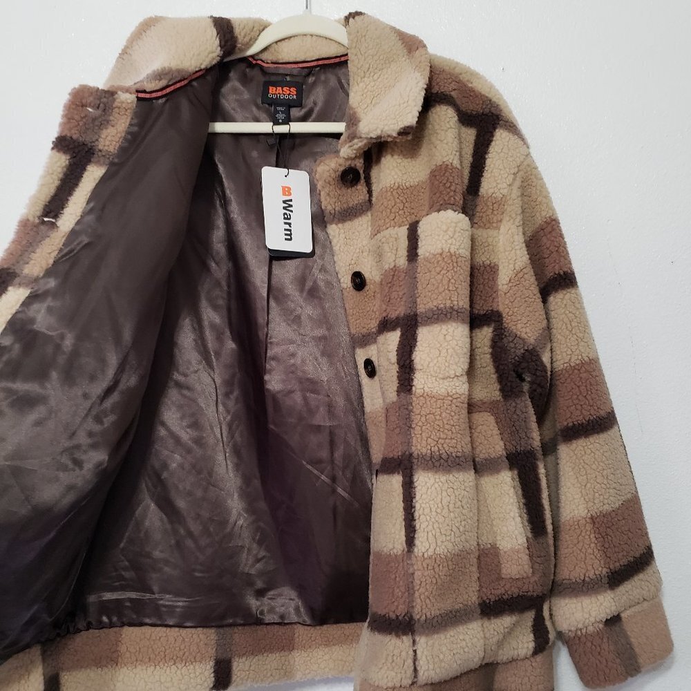 Bass Shacket - Picture 5 of 8